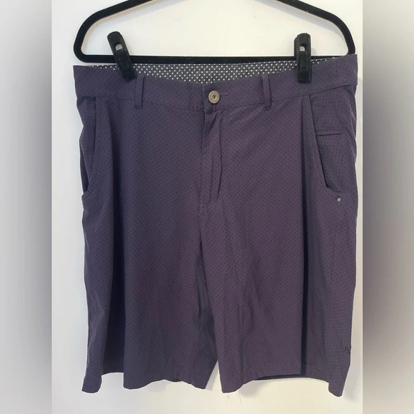 Lululemon Men’s athletic performance Shorts navy/ black polka dot  Size 36 - Picture 1 of 4